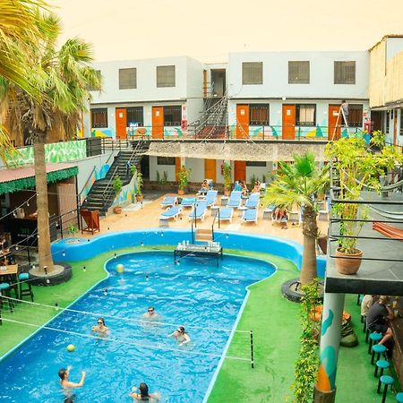 Wild Rover Huacachina Ica Luaran gambar